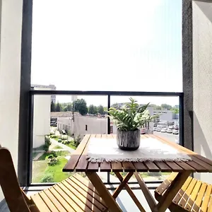 Mogilska 120d By Homeprime , Kraków Polska